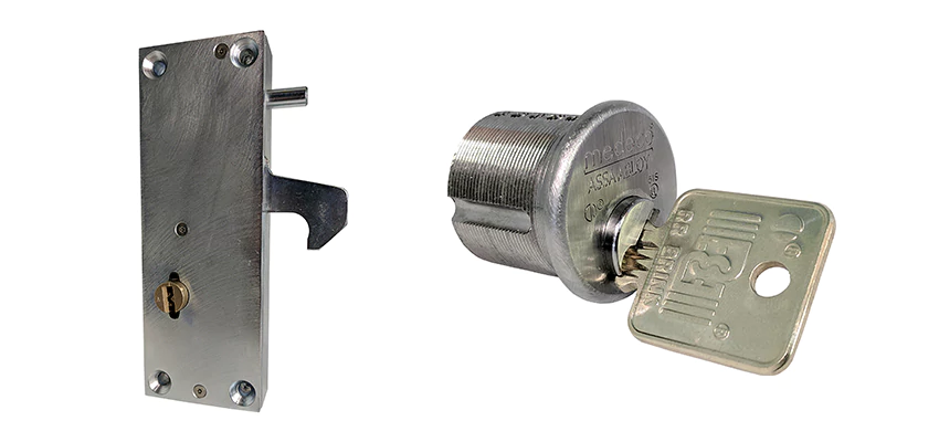 RR Fence Gates Brink Locks Repair in Oak Hills, California