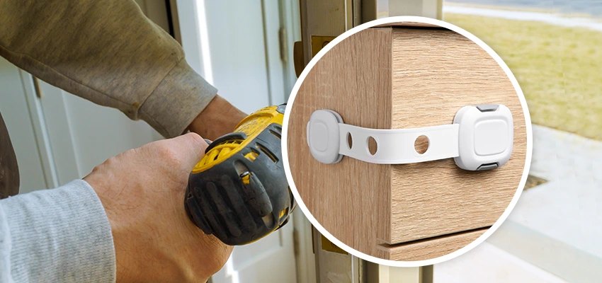 Childproof Sliding Door Locks in Oak Hills, CA