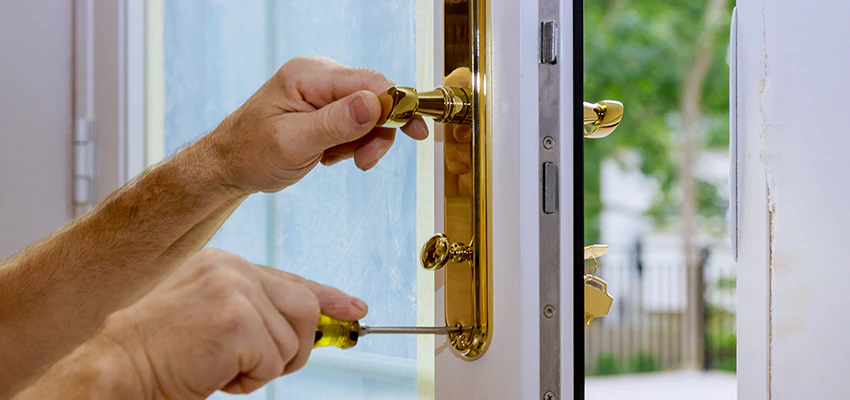 Local Locksmith For Key Duplication in Oak Hills, CA